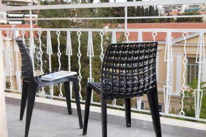 Beautiful Apartment With Lovely View at Kolonaki Athens! - image 11