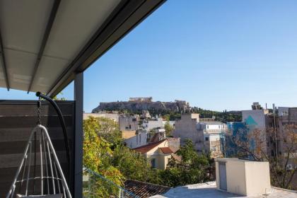 Raise Acropolis View Suites