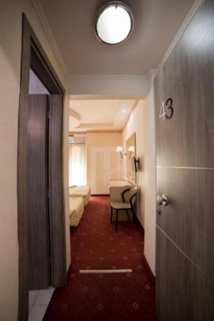 Minoa Athens Hotel - image 17