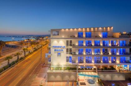 Tropical Hotel - image 9