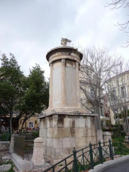 Urban Retreat Under the Acropolis - image 16