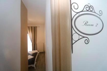 Gazi Boutique Apartment 1 - image 12