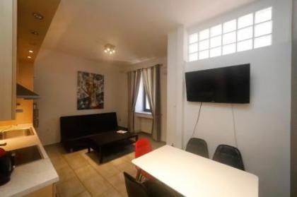 Gazi Boutique Apartment 1 - image 5