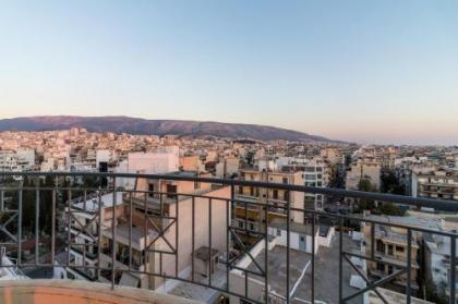 Renovated 3 bedroom apt with Acropolis View - image 9