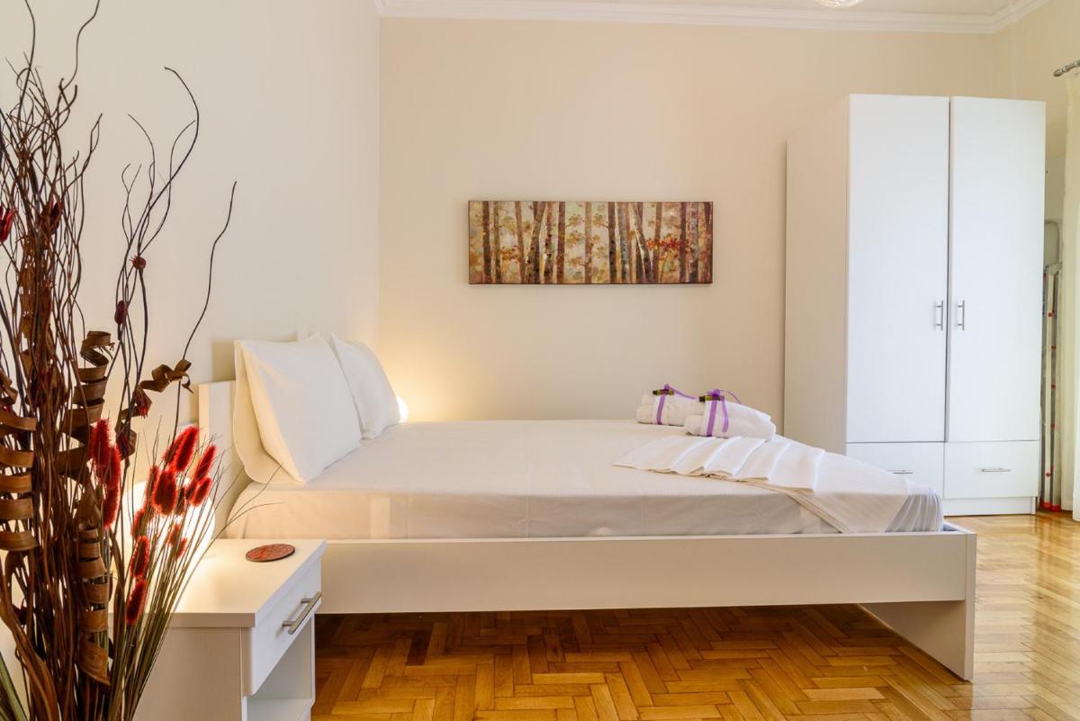 Charmy Petit Flat in Athens - main image