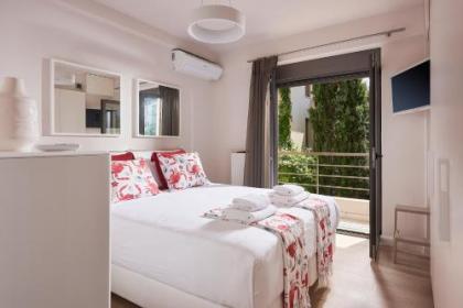 Elaia Luxury Apartments Glyfada - image 13