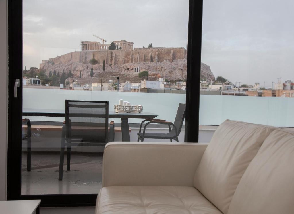 Luxury Penthouse touching the Acropolis by GHH - image 7