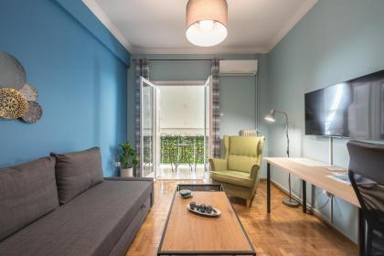 Boutique Acropolis Apartment by Cloudkeys - Just 5 minutes walk to Acropolis Museum - image 2