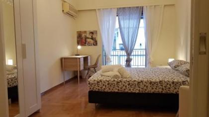 Menta errathens Apartment - Athens Center 5 BD 2 BATH - image 4