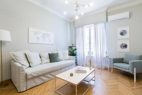 Acropolis Heart 1BD Apartment in Plaka by UPSTREET - image 4