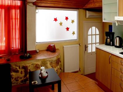 Sweet stone apartment in Imittos - image 4