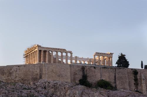 Acropolis Stylish Suite - image 3