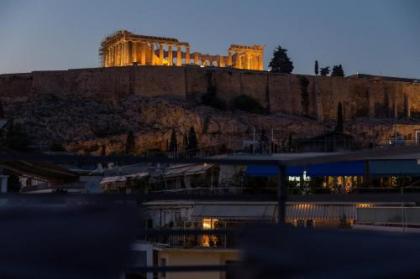 Acropolis Stylish Suite - image 5