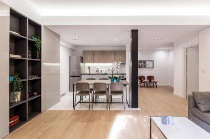 Stylish Formionos Apartment - image 14