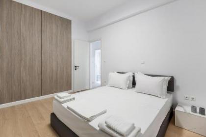 Stylish Formionos Apartment - image 19