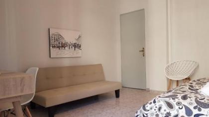 Palette Apartment Champagne - Athens Center 6 BD 3 BATH - image 13