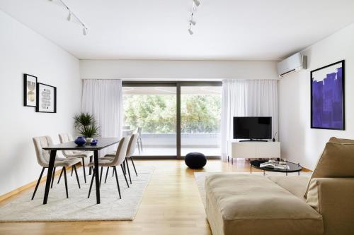 Modern 1BD Apartment close to the Acropolis Museum by UPSTREET - main image