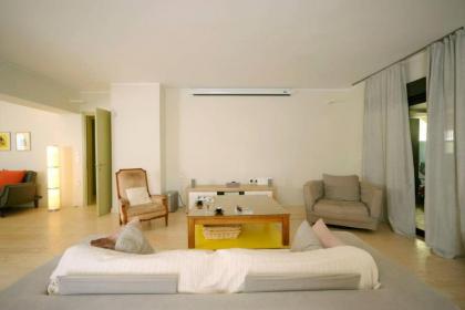 Koukaki garden escape child friendly apartment - image 10