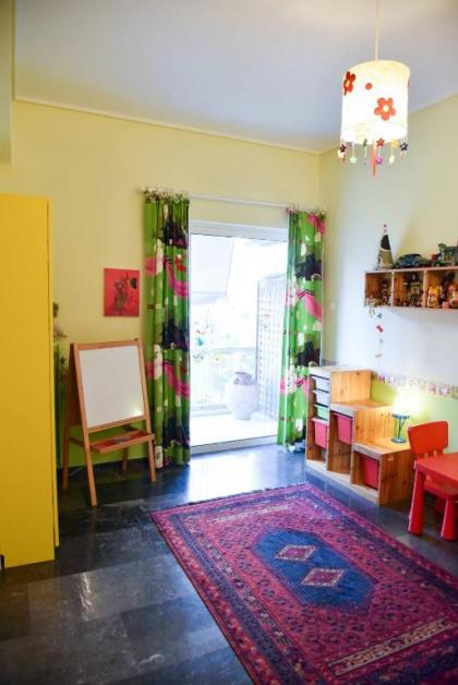 Family Apartment in Nea Smirni - image 13