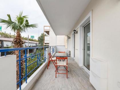 Homely Apartment in Piraeus with Balcony - image 10