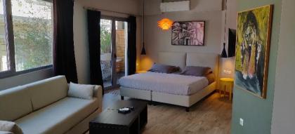 Athens Suites - Suite 101 by the Acropolis - image 2