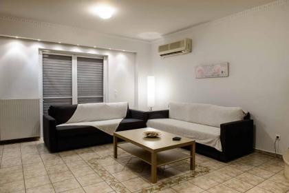 50 M Kerameikos Metro Cosy Luxury Apartment - image 11