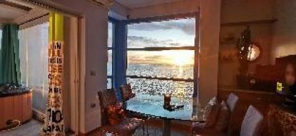 Sky&Sea Luxury Loft Suite. Jacuzzi Spa&Fireplace. - image 16