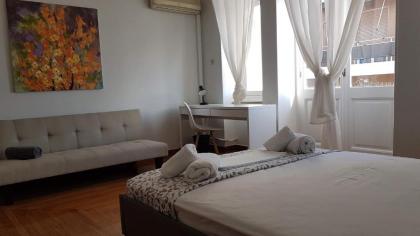 Ionian Apartment- Athens Center 6 BD 2.5 BATH - image 15