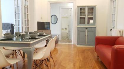 Ionian Apartment- Athens Center 6 BD 2.5 BATH - image 2