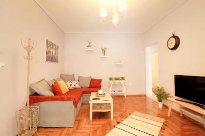 Freshly Refurbished flat in Central Koukaki - image 12