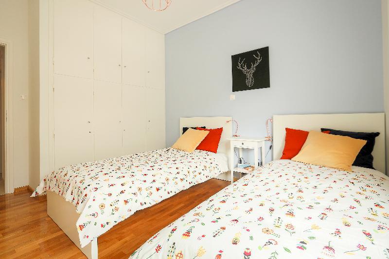 Freshly Refurbished flat in Central Koukaki - image 7