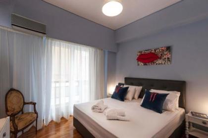 Spacious 3 Bedroom apt near Acropolis museum - image 11