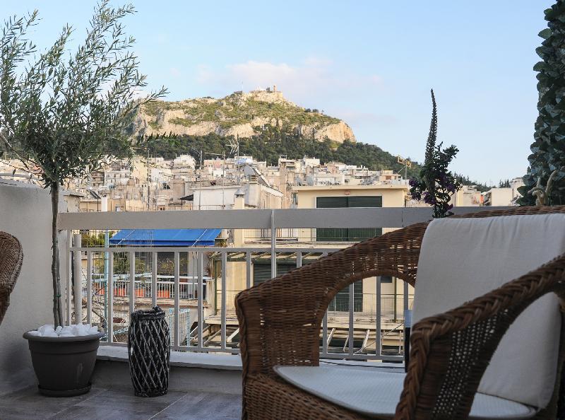 Top of the city Central studio with Acropolis View - main image