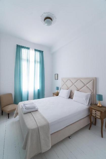 Apollonas Luxurious Apartments - image 19