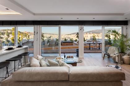 Supreme Luxury Suites by Athens Stay - image 14