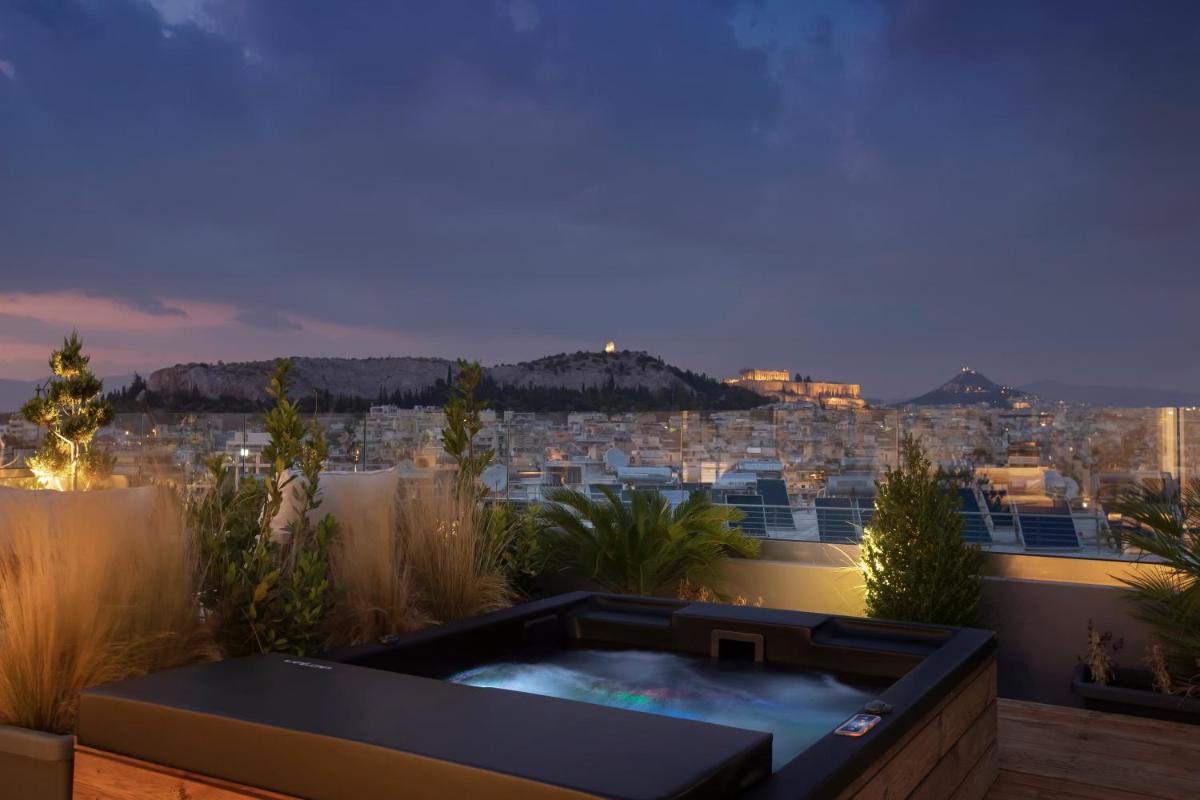 Supreme Luxury Suites by Athens Stay - image 2