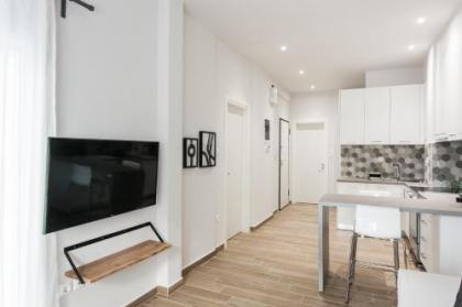 Lovely 1BR Apartment in Koukaki by UPSTREET - image 4