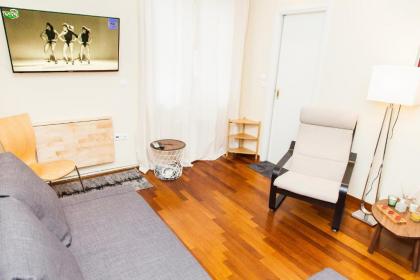 Centrally Located Studio In Athens! - image 5