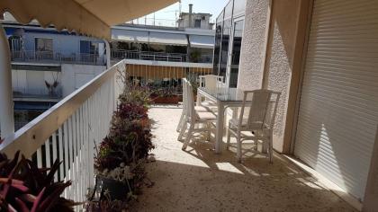 Sky Apartment - Athens Center 5 BD 4 BATH - image 10