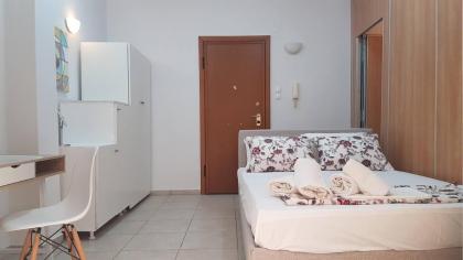 Sky Apartment - Athens Center 5 BD 4 BATH - image 19