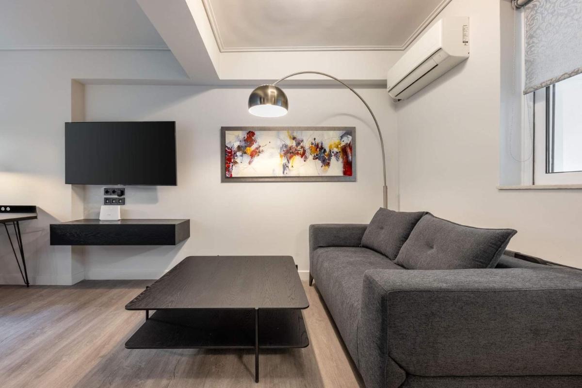 Brand-New  Delux apt in Central Athens! - image 5