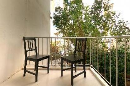 Walk To Acropolis - 2 Bedroom & 2 Bathroom - image 3