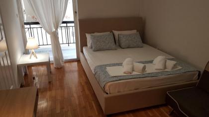 Maisonaitte-Athens Center 4 BD 2 BATH - image 15