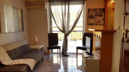 Maisonaitte-Athens Center 4 BD 2 BATH - image 2