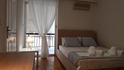 Maisonaitte-Athens Center 4 BD 2 BATH - image 4