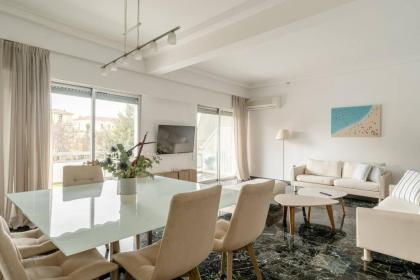 Elegant 2BD Evelpidon Apartment Athens