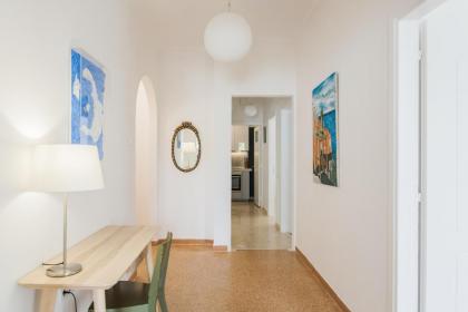 Elegant 2 bedroom 2 bathroom apt in Athens vibrant centre! - VL5 - image 15