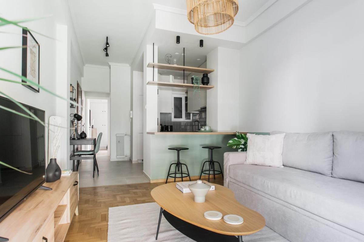 Dazzling 1BR Apartment in Koukaki by UPSTREET - main image