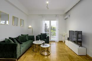 Lush Emerald apt. in the heart of Athens! - main image