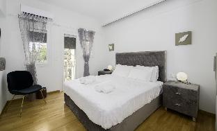 Lush Emerald apt. in the heart of Athens! - image 6